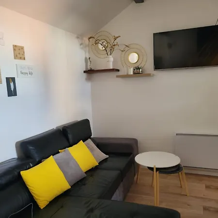 Apartment Cosy Proche De Paris